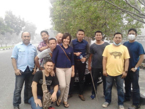 Lisa Dilla Foto Bersama Anggota atres Narkoba Polresta,Pekanbaru