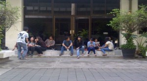 galau
