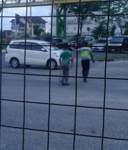 polisi penolong