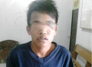 Foto Tersangka AJ
