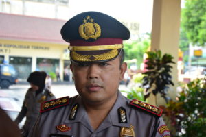 kapolresta pekanbaru kombes pol tonny hermawan
