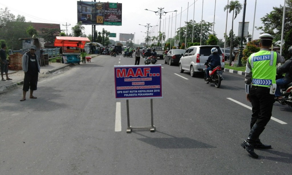 50 Pelanggaran Terjaring Di Jalan Yos Sudarso, Sat Lantas Tekan Pelanggaran Jalan Masuk Kota Pekanbaru