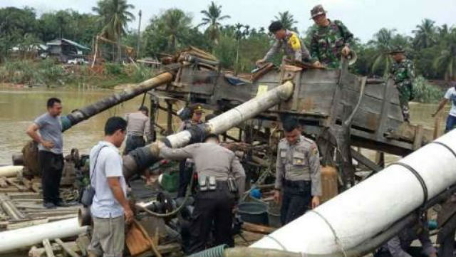 Polisi Tangkap Enam Penambang Emas Ilegal