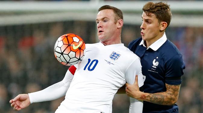 Rooney Harus Tampil Sebagai Starter