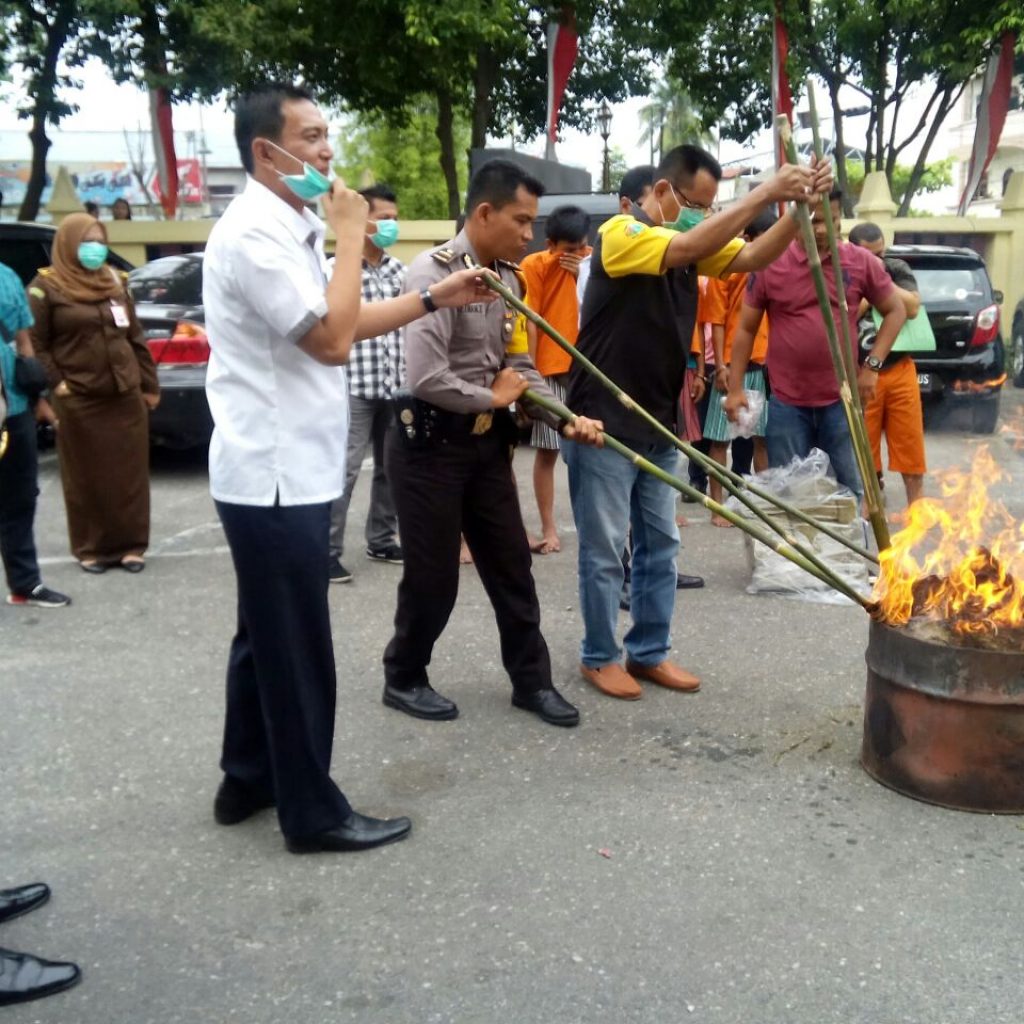 pemusnahan BB ganja dan sabu di mapolresta pekanbaru
