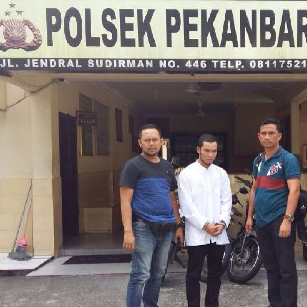 Ditangkap Di Bogor, Petualangan Pelaku Pembunuhan Di Kedai Nasi Goreng Berakhir Di Balik Jeruji