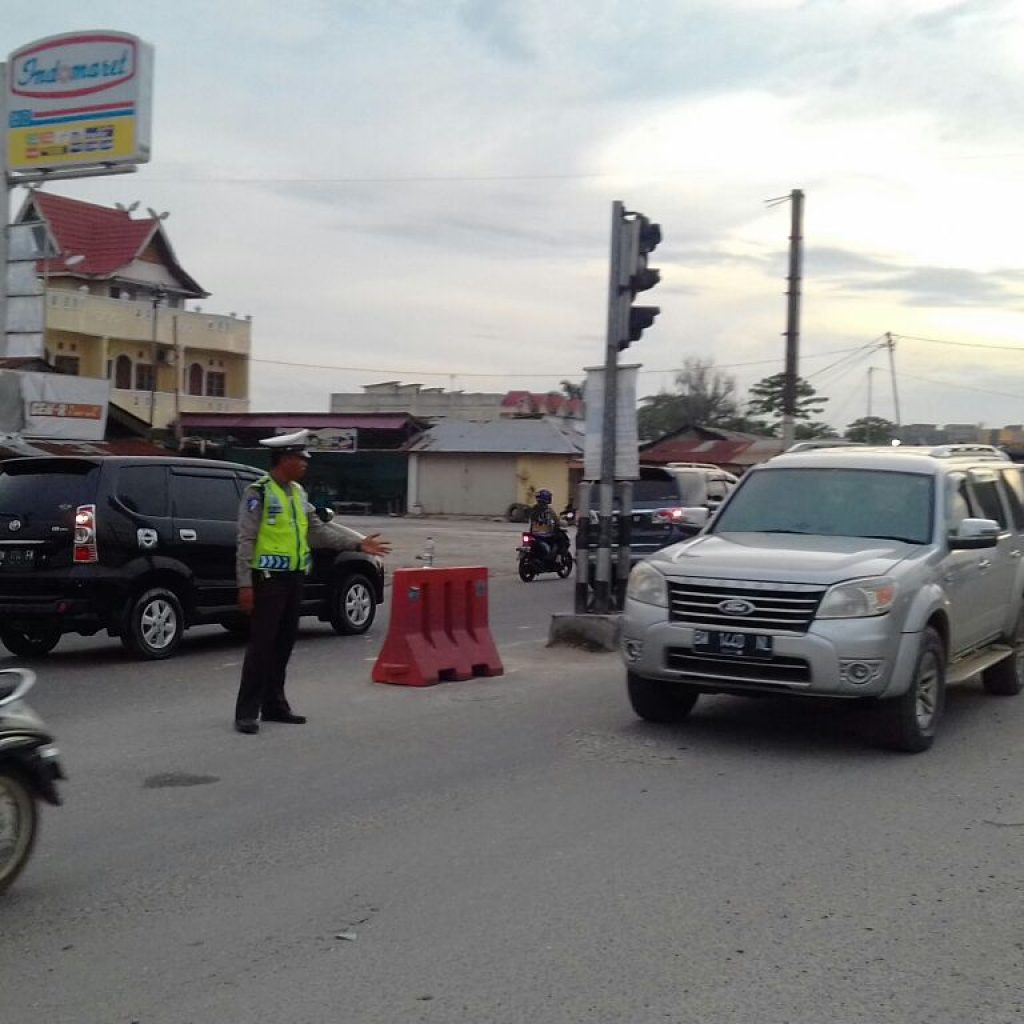 Liburan Anak Sekolah Volume Kendaraan Di Pintu Masuk Kota Pekanbaru Meningkat, Kasat Lantas Himbau Pengguna Jalan Agar Utamakan Keselamatan