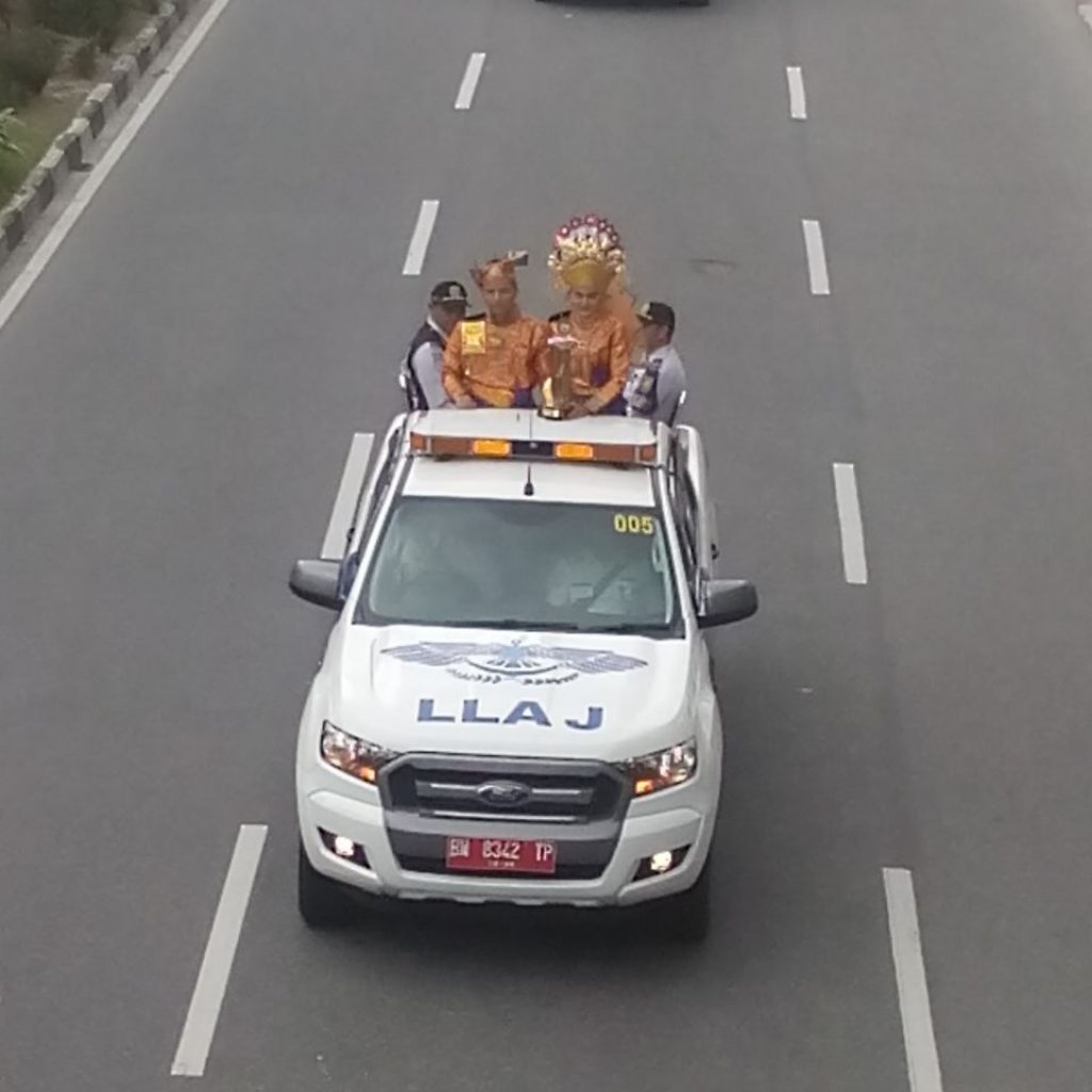 Piala WTN Diarak Keliling Kota Pekanbaru
