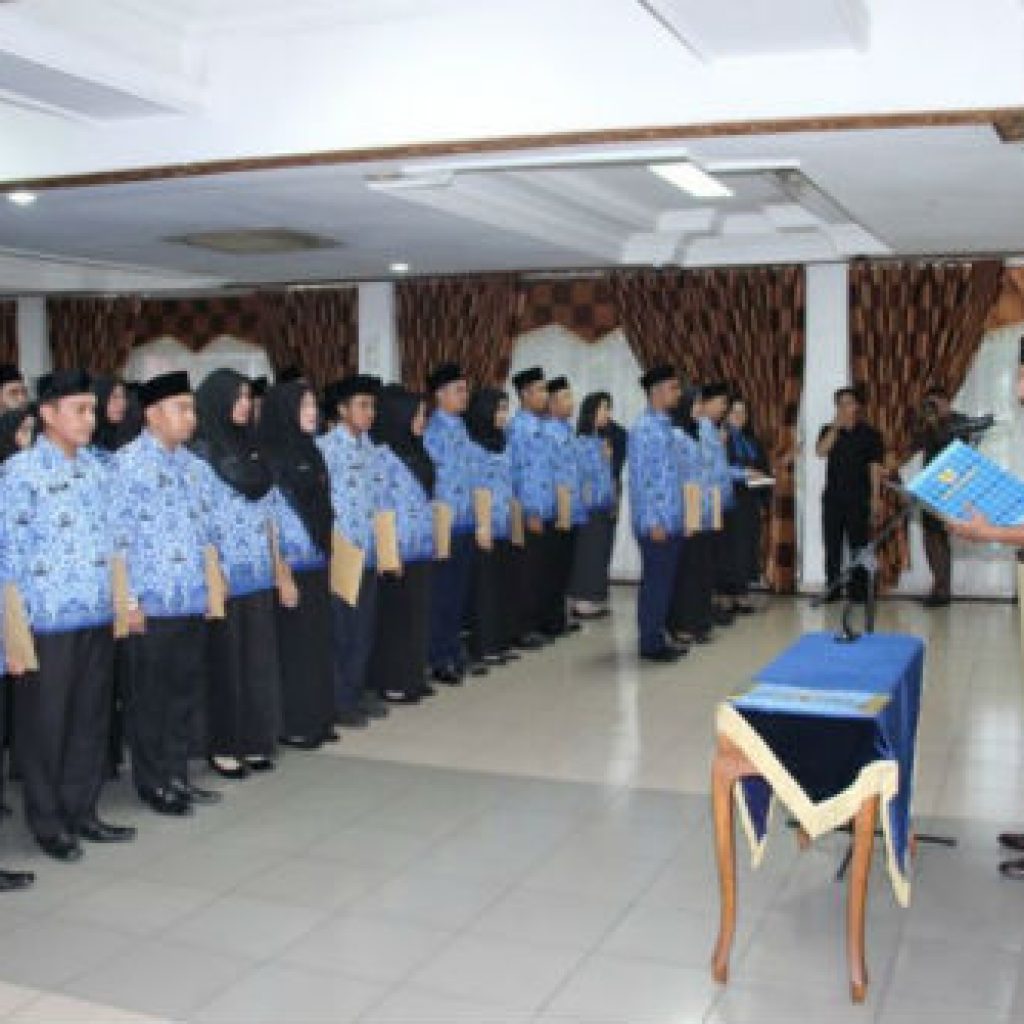 Edwar Sanger Lantik 181 PNS Pekanbaru