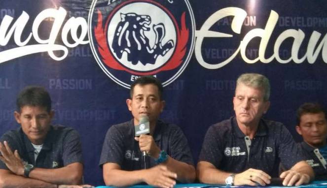Musim Depan, Arema FC Cari Kiper Baru