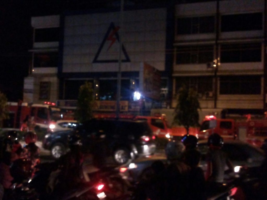 kebakaran gunung sari jln nangka pekanbaru