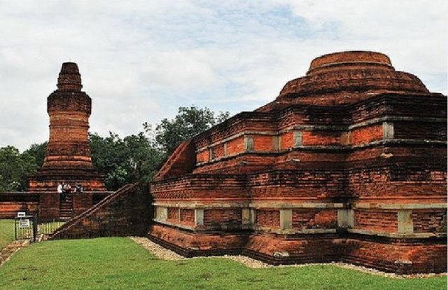 Kenali Wisata Sejarah Candi Muara Takus
