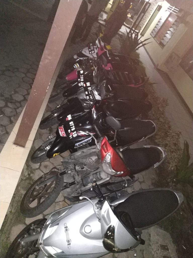 Polsek Rumbai Amankan Lima Pelaku Sindikat Curanmor