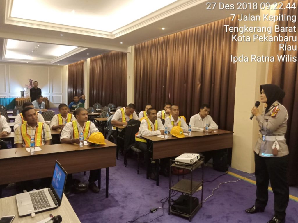 Satlantas Berikan Edukasi Keselamatan Berlalu Lintas Kepada Karyawan PT Elnusa