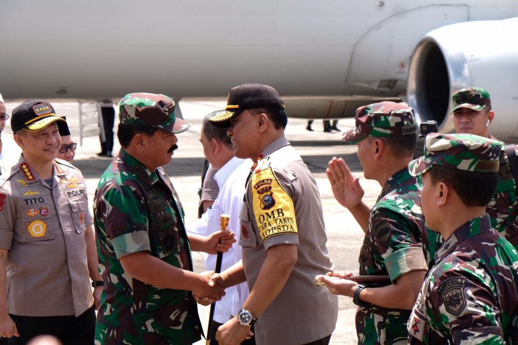 Kapolda Riau Sambut Kedatangan Panglima TNI dan Kapolri Ke Riau