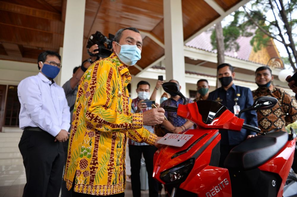 Gubri Jajal Motor Listrik Gesits Buatan Karya Anak Bangsa
