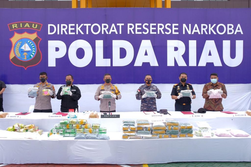 Musnahkan 80,24 KG Sabu dan 68.636 Ekstasi, Kapolda Riau : No Place to Hide ….!