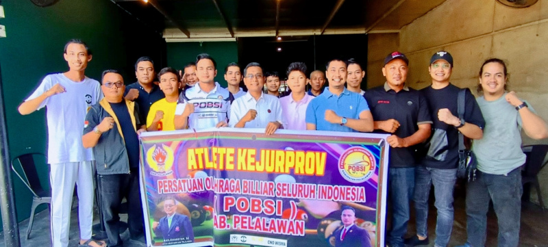 Atlet Billiard Pelalawan Siap Berlaga di Kejurprov Riau, Dilepas Ketua KONI Bersama Ketua POBSI