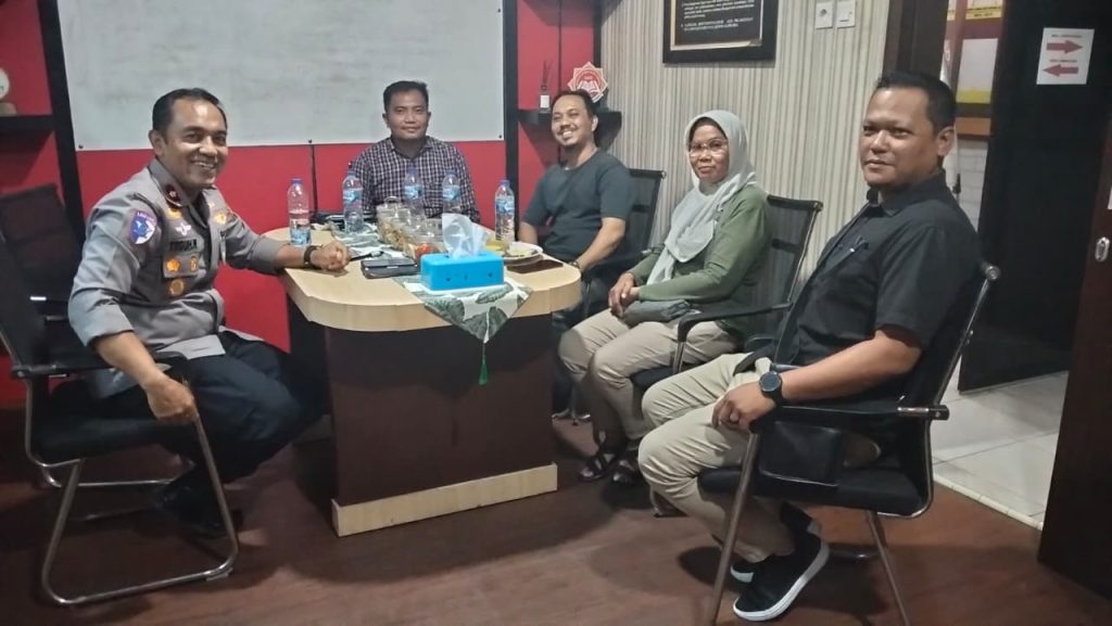 Kapolsek Tualang Terima Kunjungan Ketua PWI Siak, Pererat Sinergi Polri dan Insan Pers