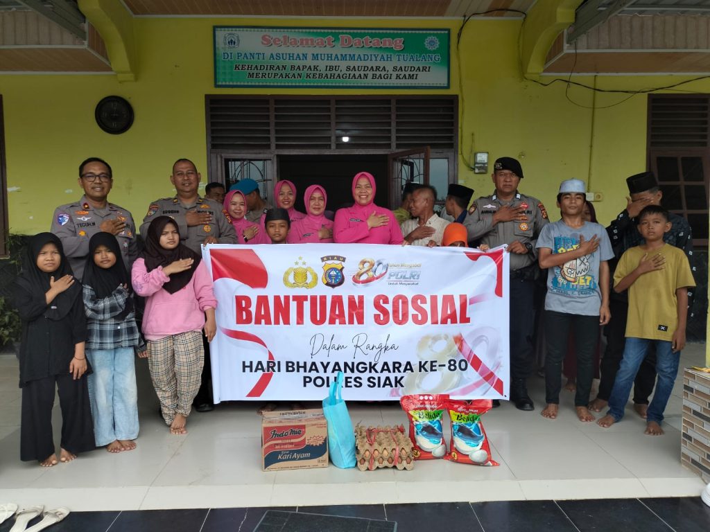 Polsek Tualang dan Bhayangkari Berbagi Kasih di Panti Asuhan Muhammadiyah Jelang Hari Bhayangkara ke-80