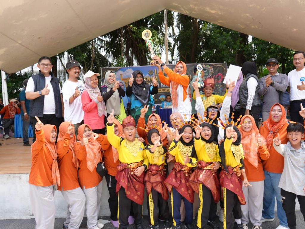 Sinergi Budaya dan Ekonomi, Bupati Siak Buka Lomba Senam Zapin Kreasi di CFD Tualang